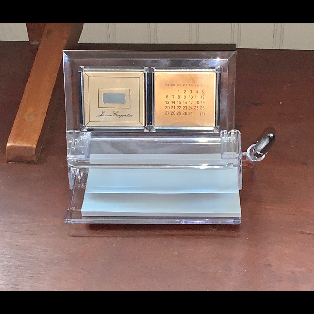 Desktop Organizer - Picture 2 of 3